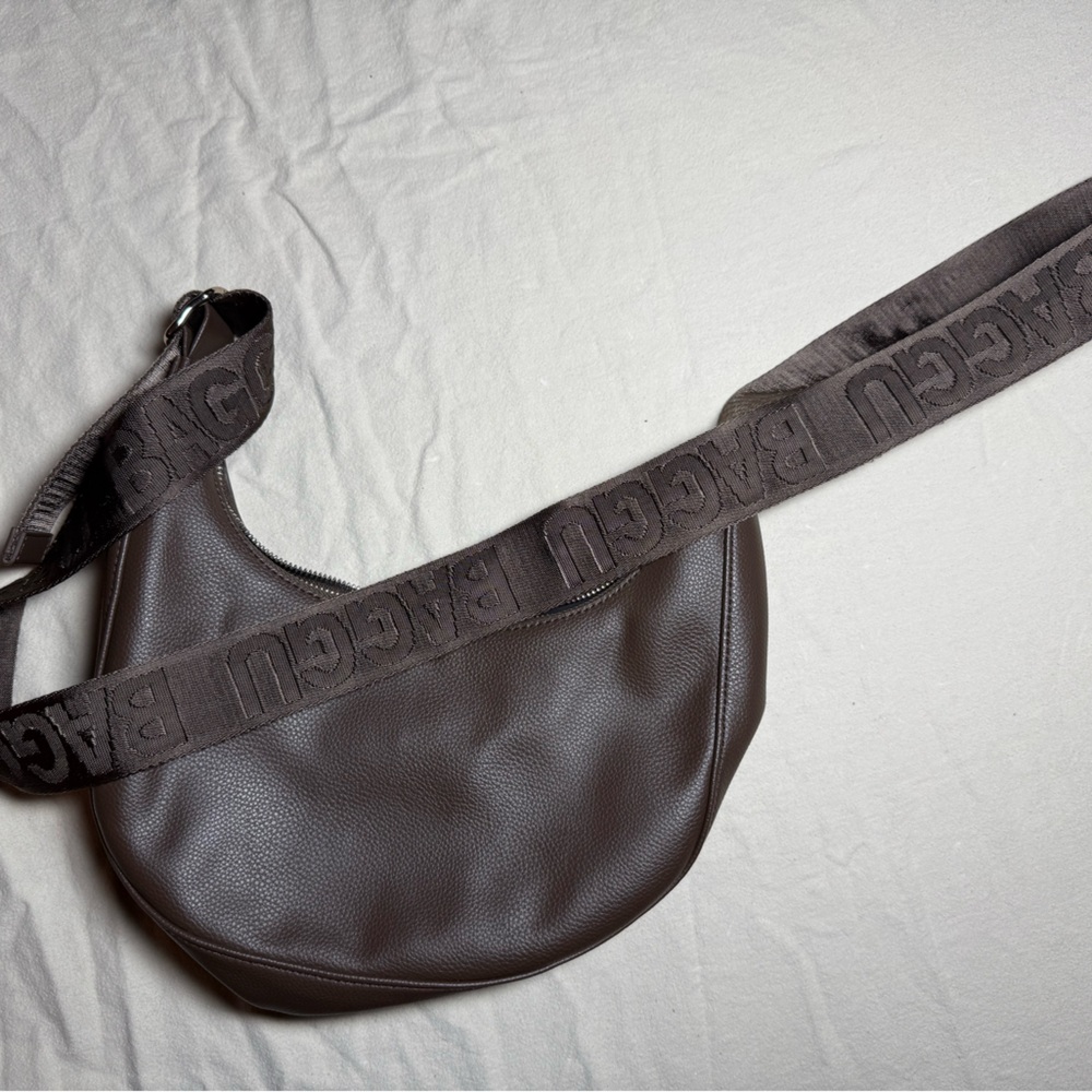 BAGGU Brown Crossbody Bag Recycled Leather Small